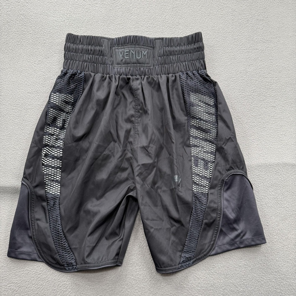 Venum Shorts Mens Large Black MMA Training Athletic Mesh Quick Dry 8 Inseam